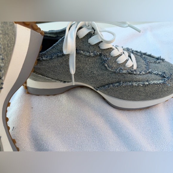 Steve Madden Denim Campo Textured Sneakers - Picture 5 of 8